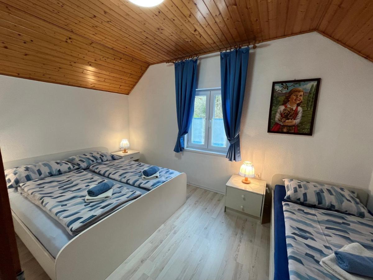 Apartmaji In Sobe Cuder Soča Стая снимка